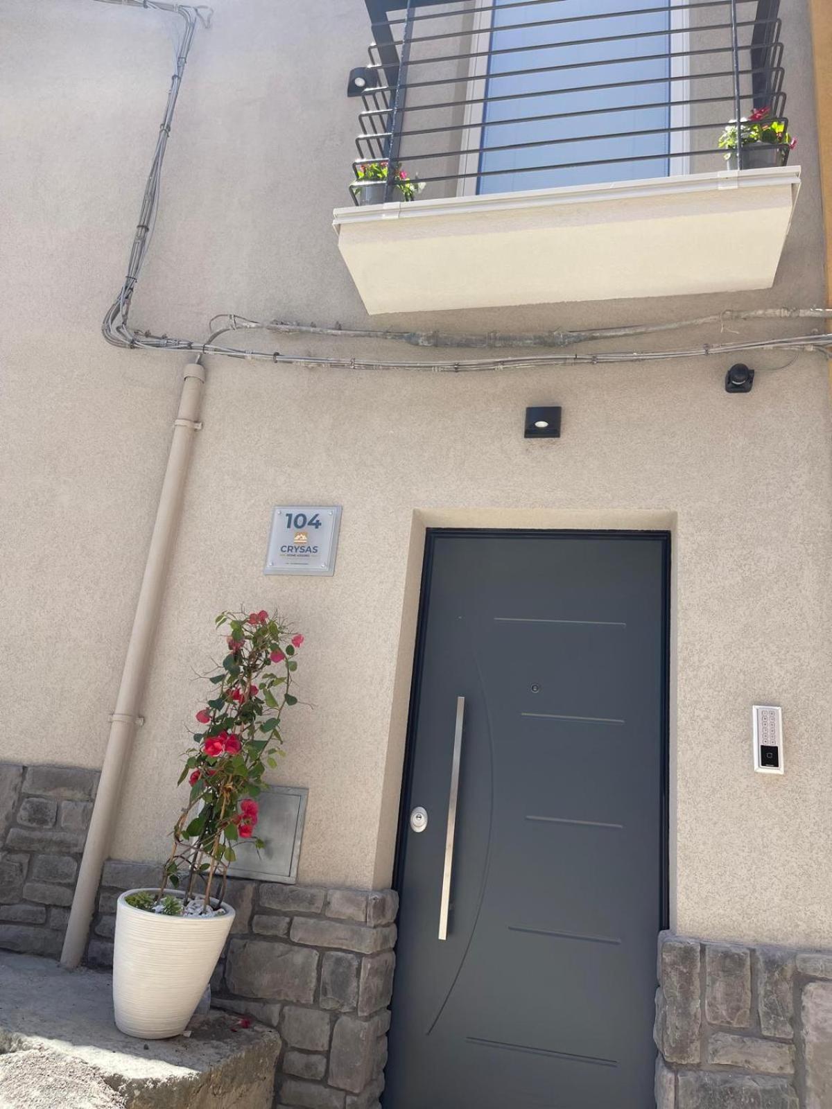Crysas Home Assoro Exterior photo