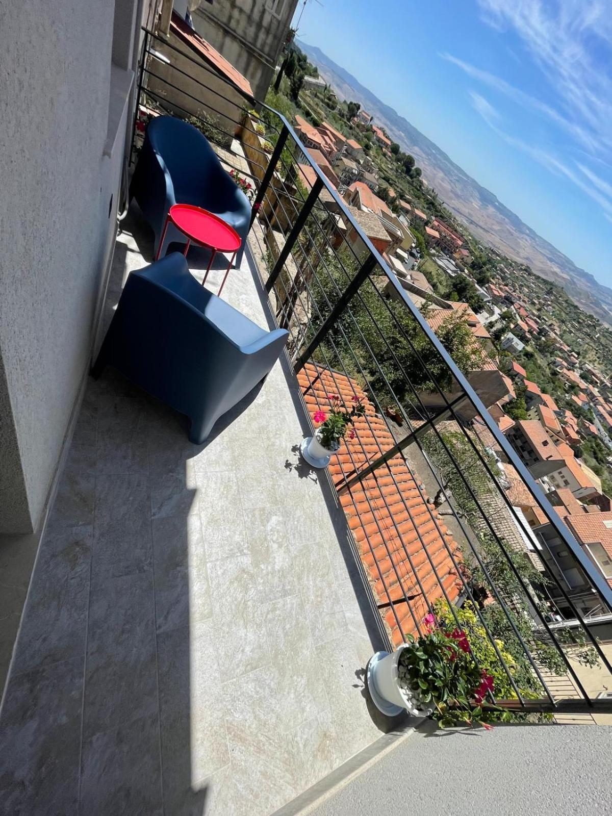 Crysas Home Assoro Exterior photo